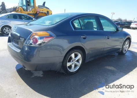 2007 Nissan Altima 3.5 Se from USA, damaged, VIN 1N4BL21E17C135136